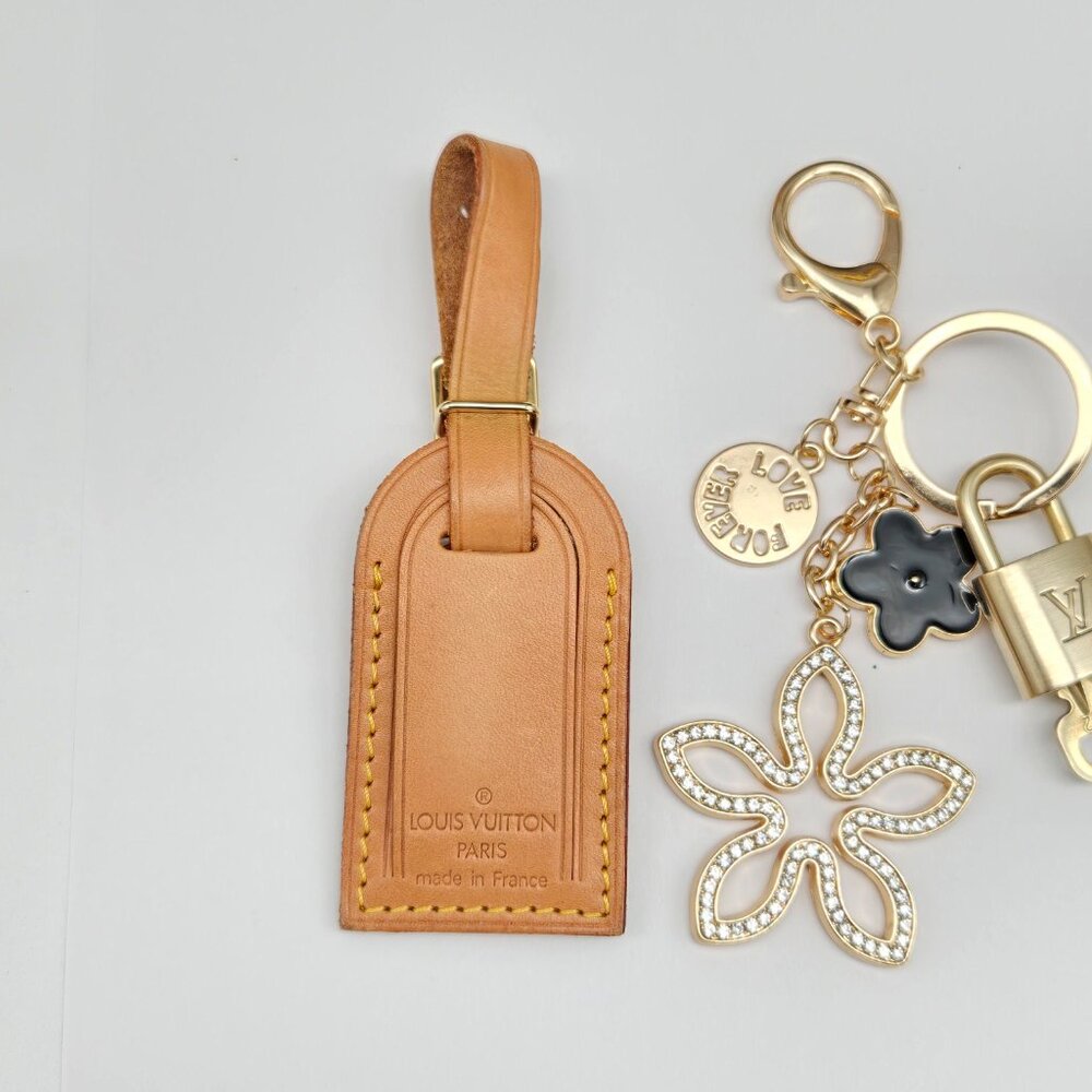Authentic Louis Vuitton Luggage Nametag and Gold Padlock with Unbranded Keycharm - Picture 6 of 12